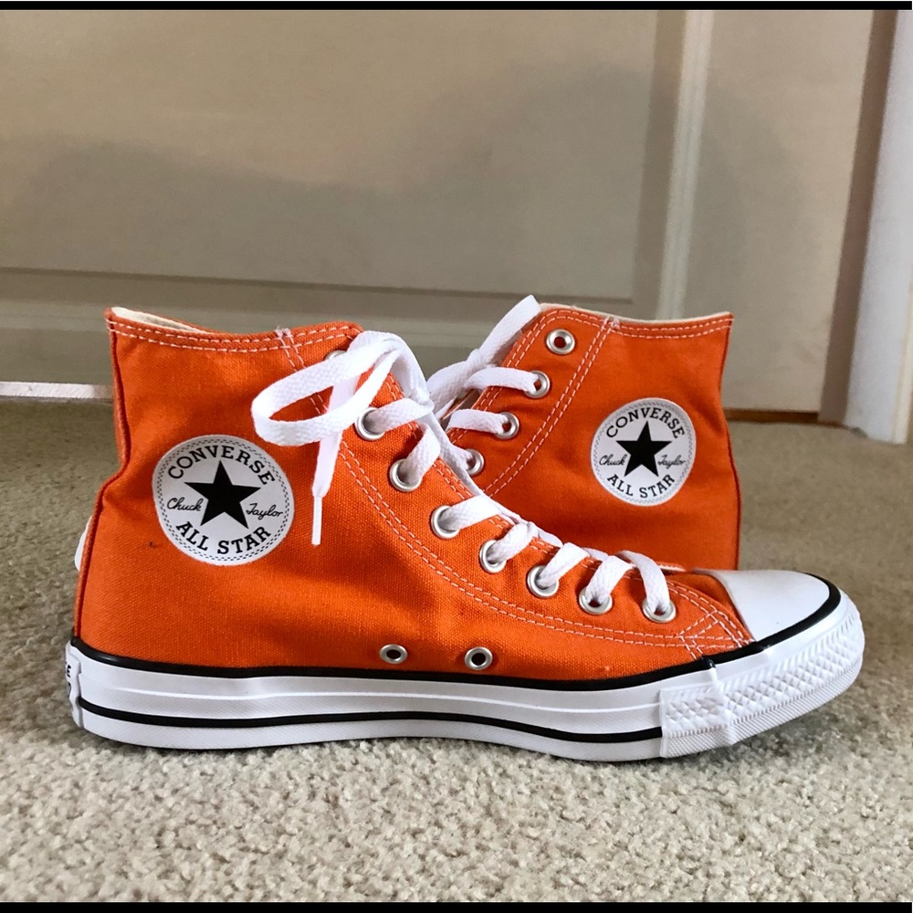 NWOT Orange High Top Converse. Unisex.